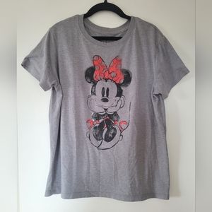 Disney official Minnie Mouse t-shirt Large